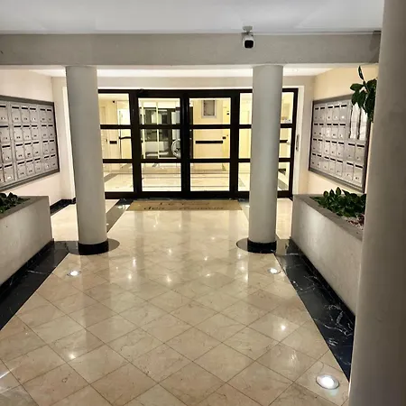 Centre 5 Minutes De La * Cannes