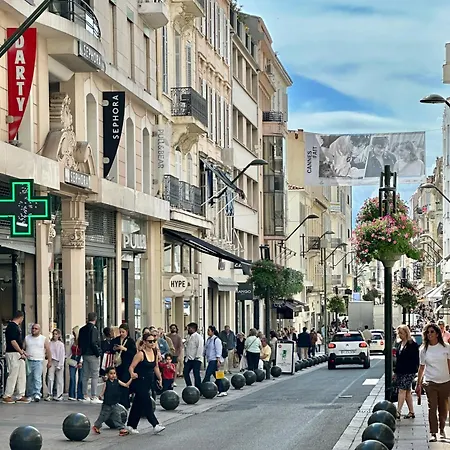 Apartment Centre 5 Minutes De La Cannes