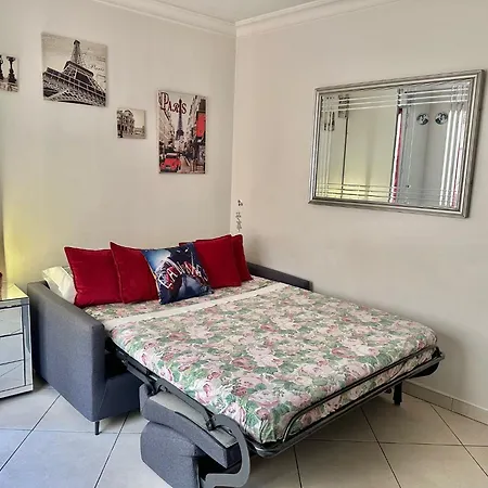 Centre 5 Minutes De La Cannes