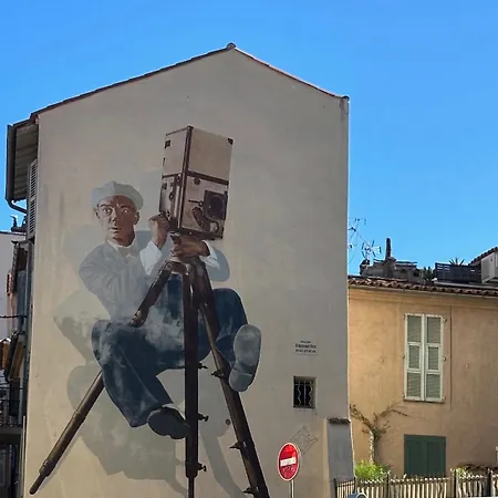 Lejlighed Centre 5 Minutes De La *