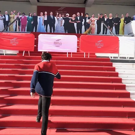 Centre 5 Minutes De La Cannes