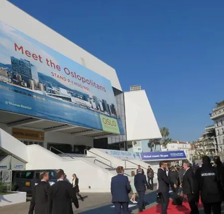 Centre 5 Minutes De La * Cannes