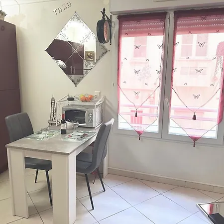 Apartment Centre 5 Minutes De La