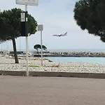 Apartment Centre 5 Minutes De La Cannes