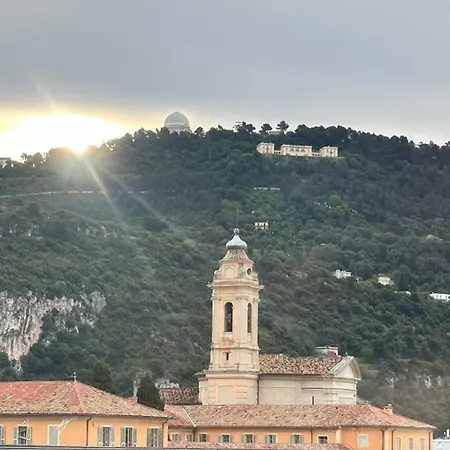 Centre 5 Minutes De La 公寓