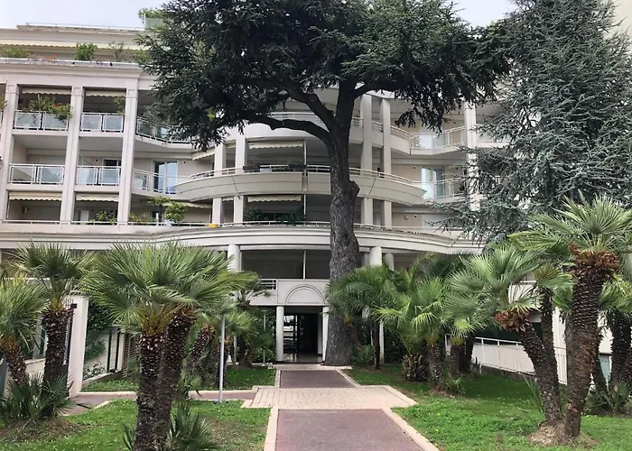 Centre 5 Minutes De La 公寓 *