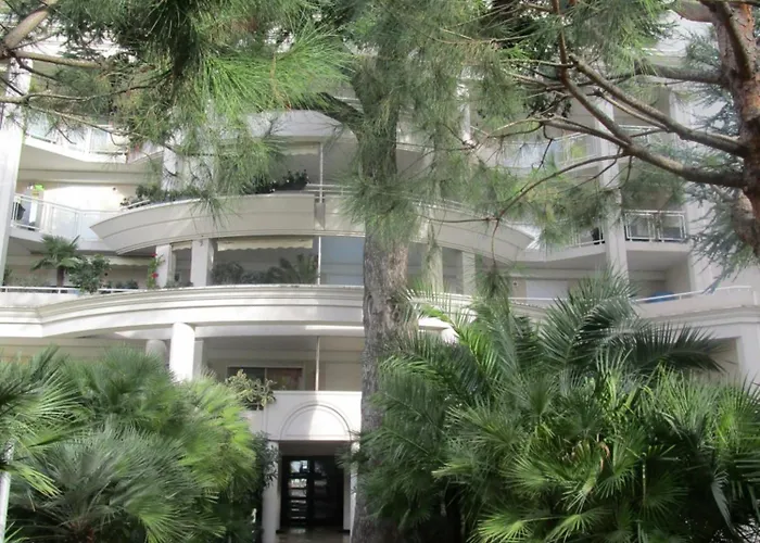 Centre 5 Minutes De La 公寓 *